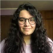 Clara, comprensiva, dinámica y preocupada por el aprendizaje del estudiante